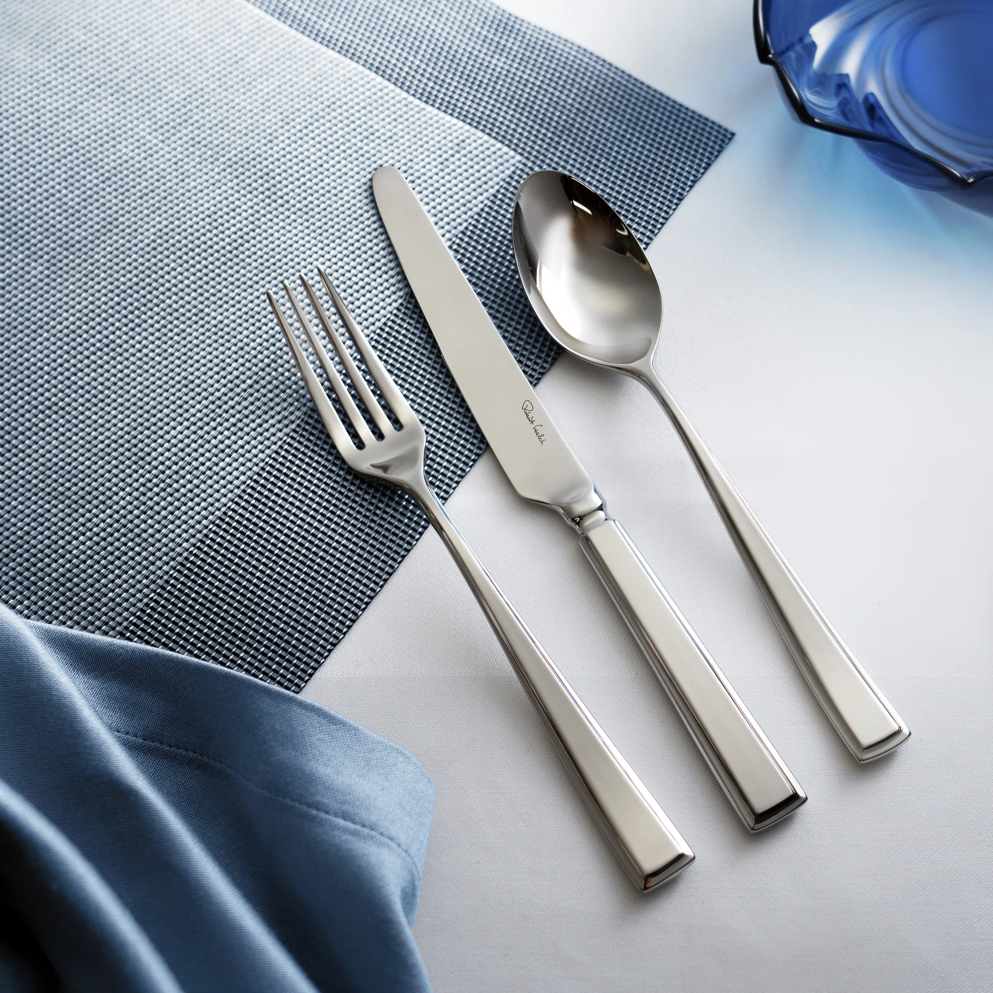 Fairford Bright Serving Spoon - Image 4
