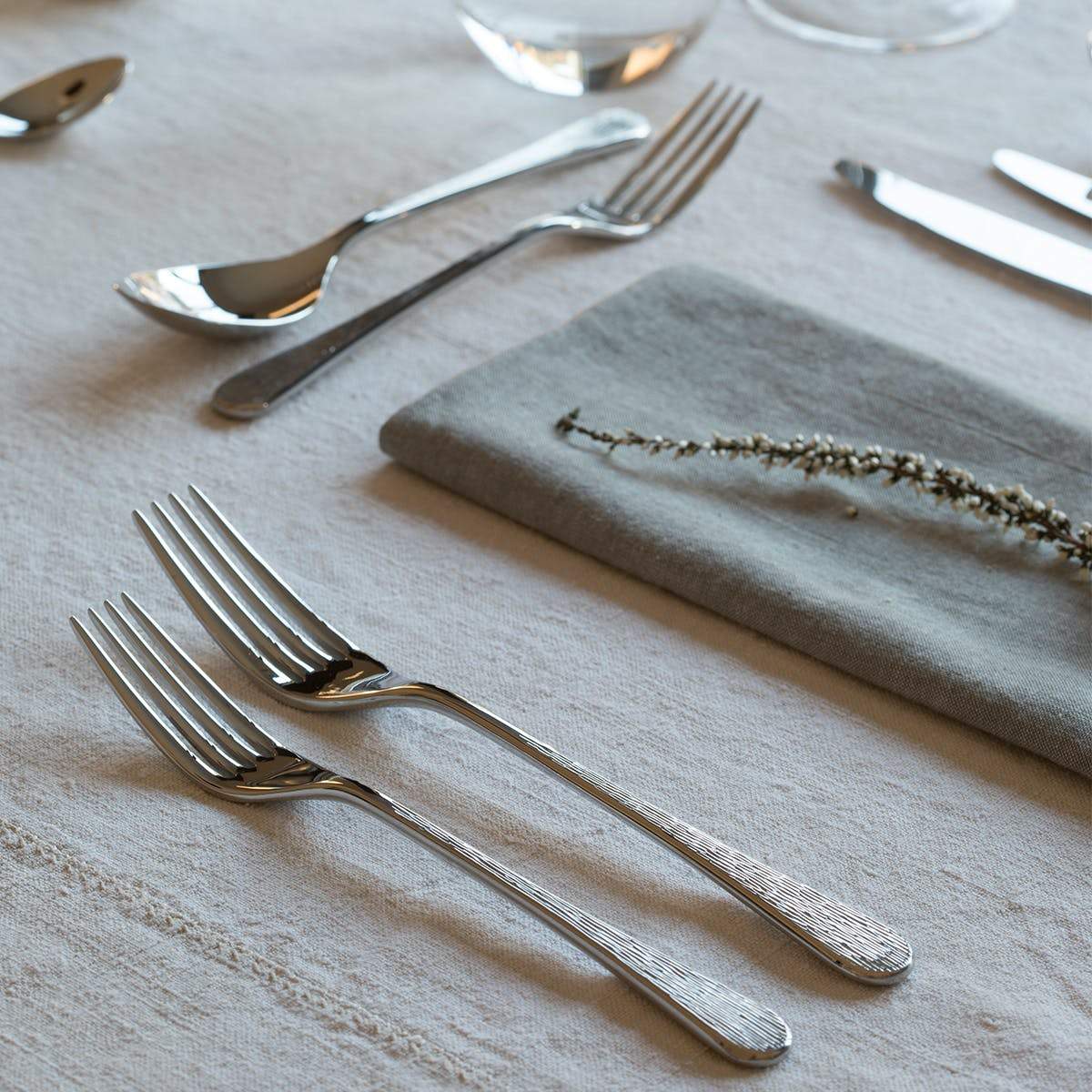 Skye Bright Cutlery Set, 84 Piece for 12 People - Image 4